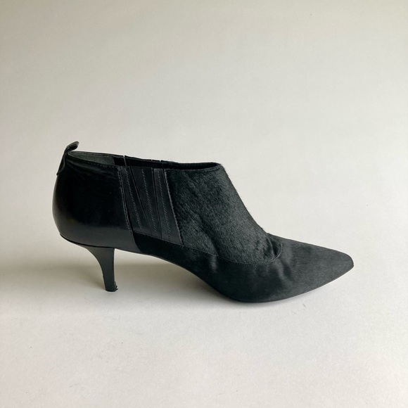 Kenneth Cole Black Genuine Leather Real Fur Point Toe Heeled Ankle Boots size 9 - Picture 5 of 16